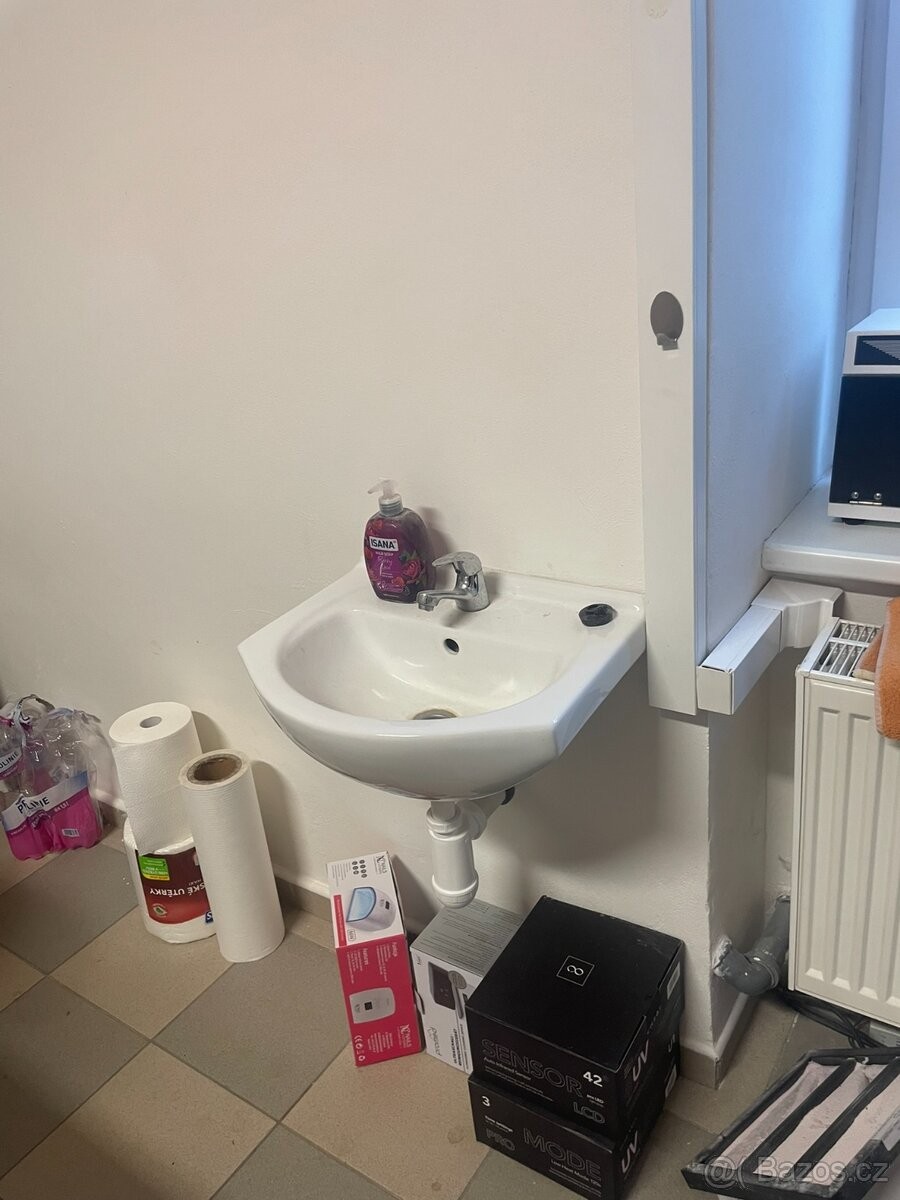 Obchodní prostory · Jaroměř, 551 01 - 4