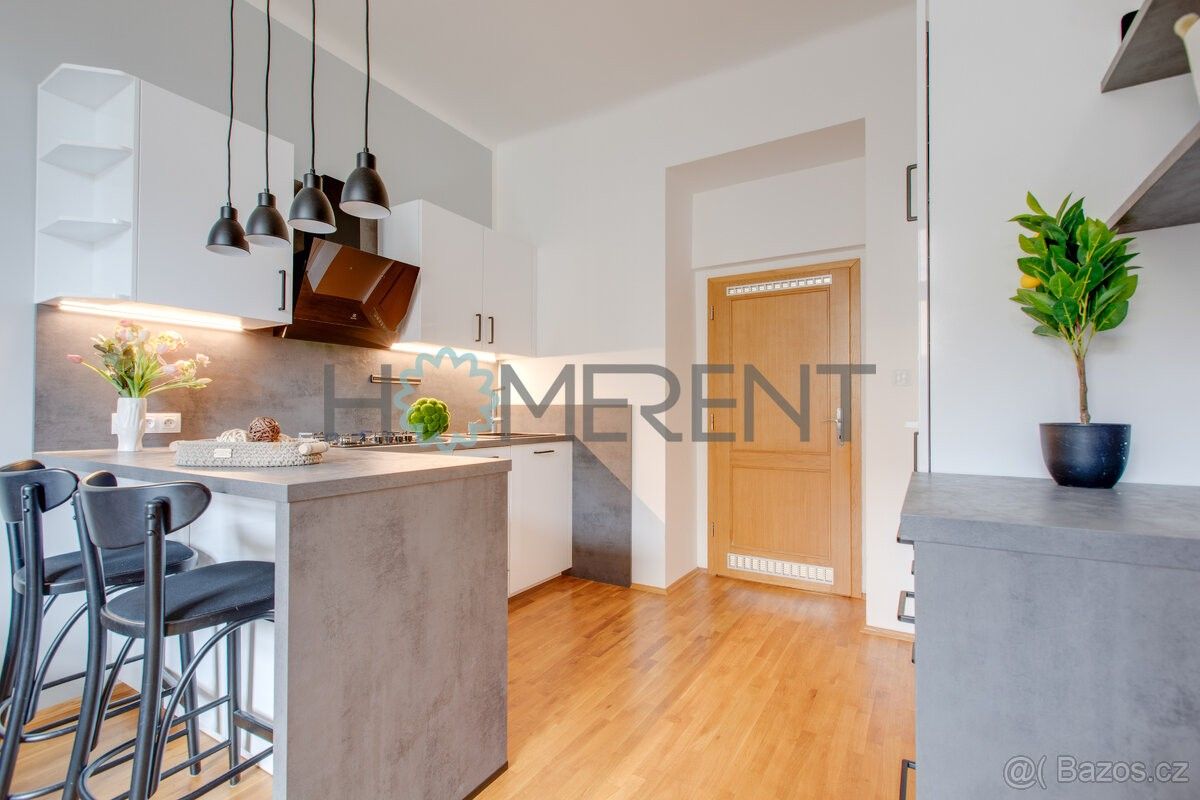 Prodej byt - Praha, 130 00