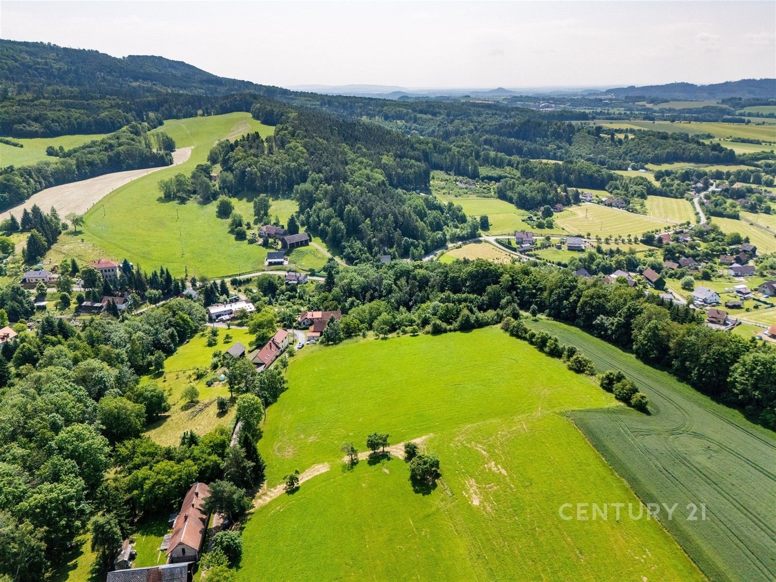 Pozemek · Holenice - 3