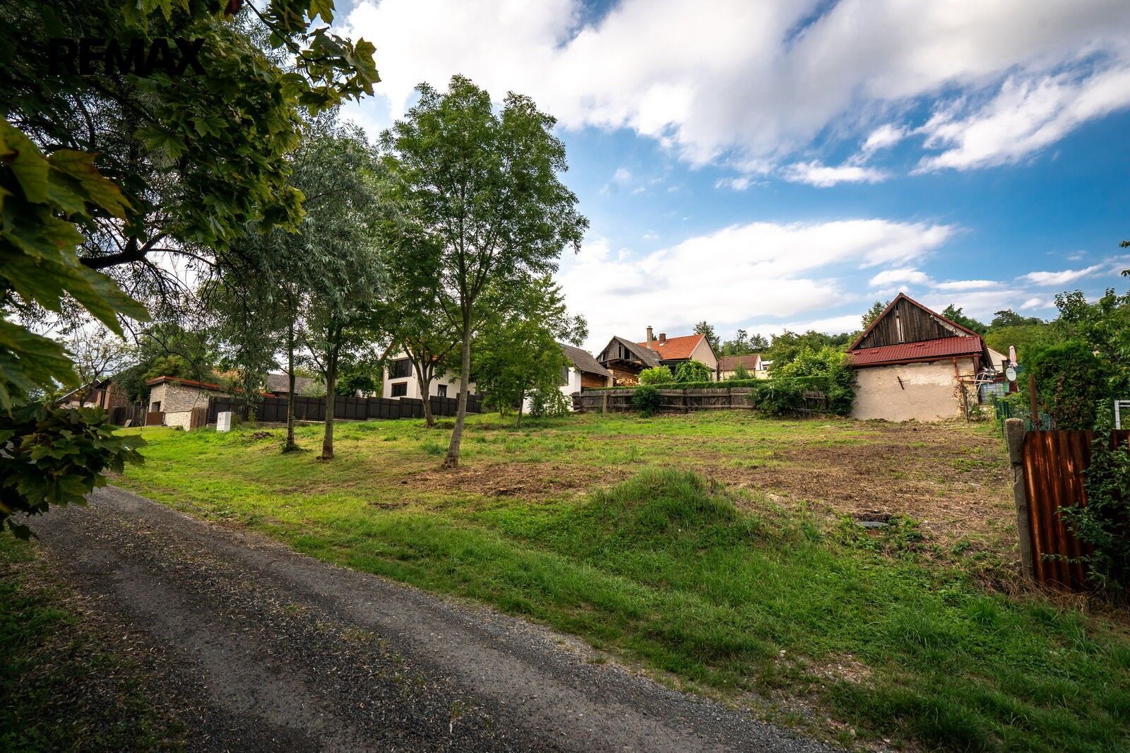 Pozemky pro bydlení, Hradčany, 825 m² - 2