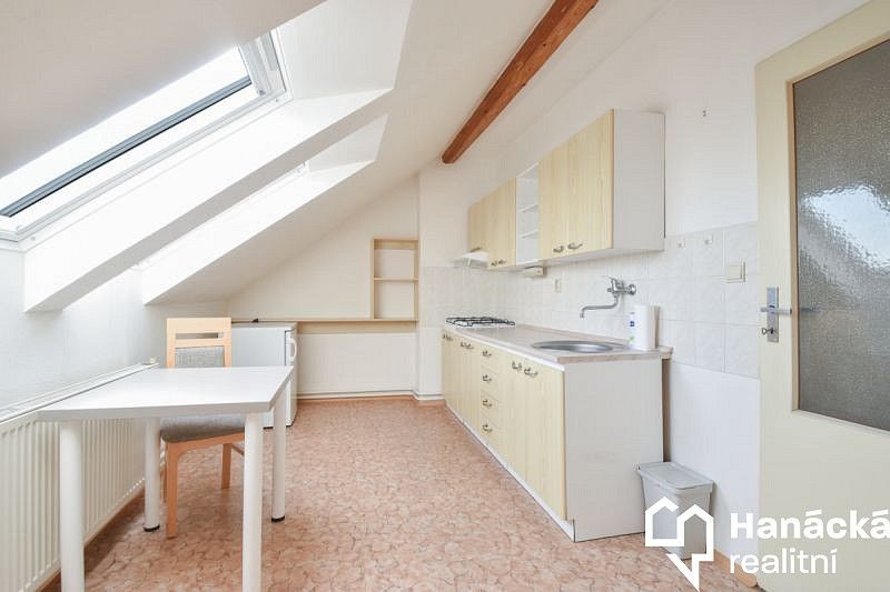 1+1, Olomouc - Holice, Olomoucký kraj, 33 m² - 2