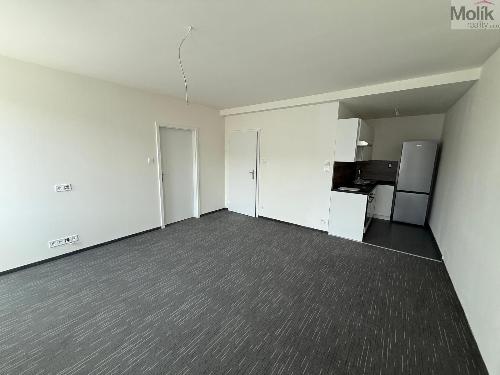 Byt 2+kk · 50 m² · Žižkovo náměstí, Chomutov - 3