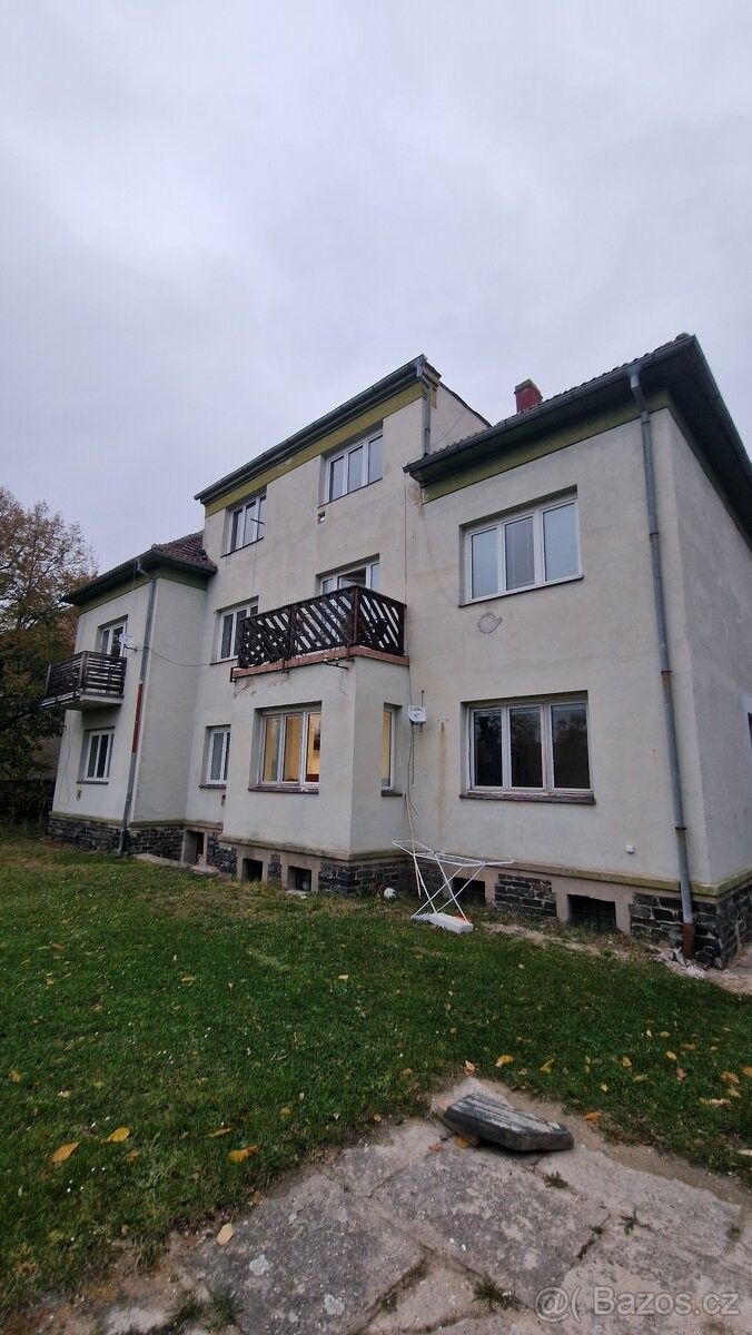 Byty, Kolín, 280 02