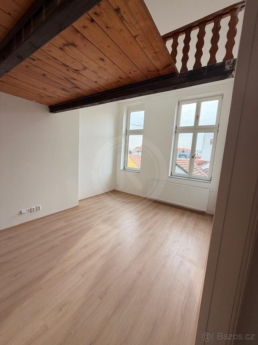 Byty, České Budějovice, 370 01 - 1