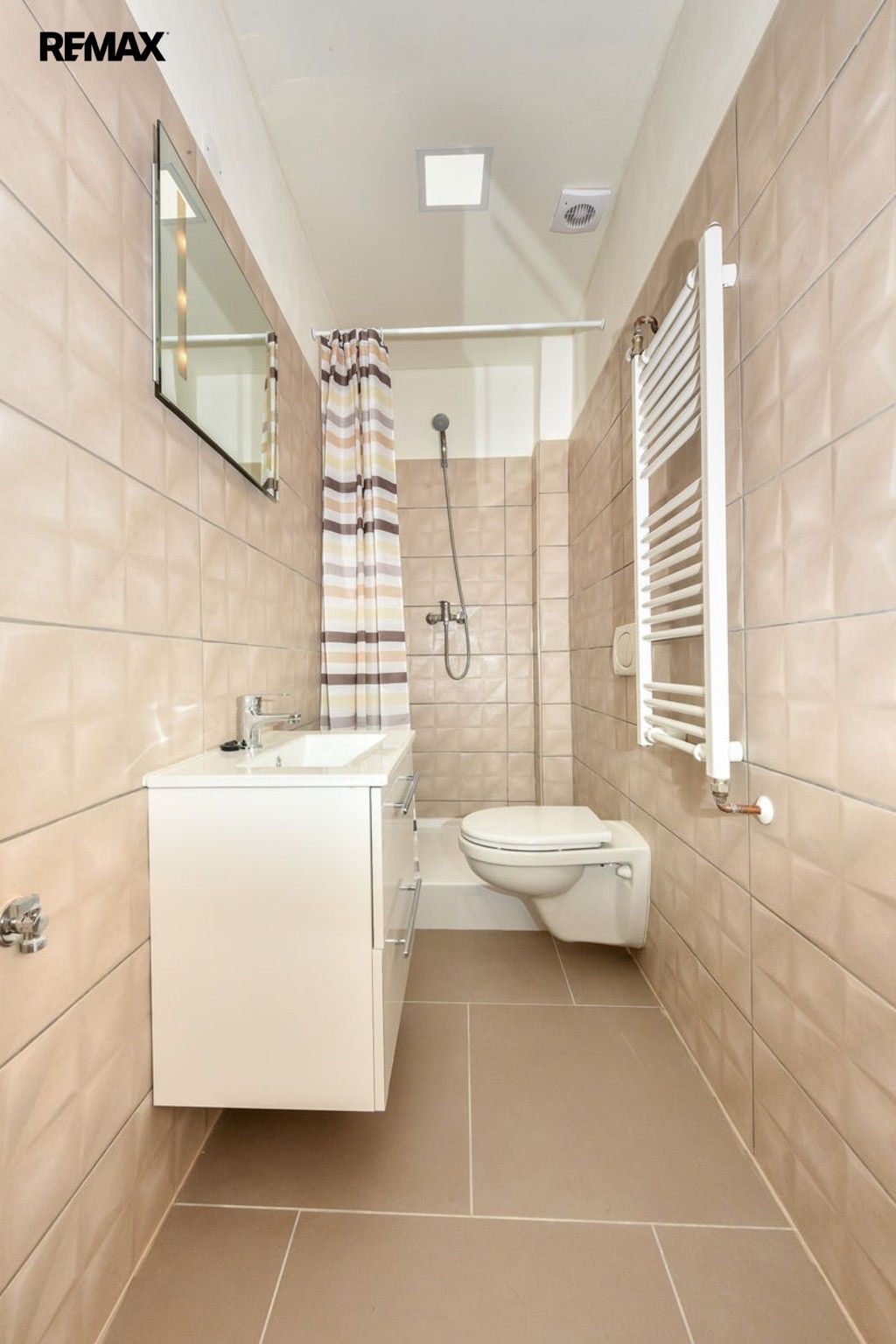 Byt 2+kk · 37 m² · Skvrňanská 1038, Plzeň Jižní Předměstí - 3