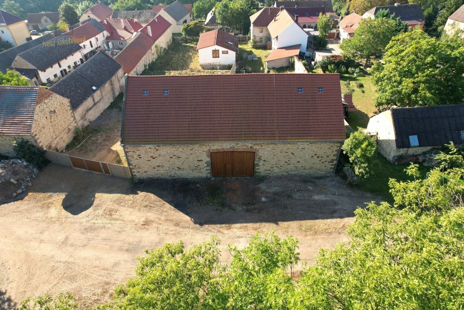 Zemědělské usedlosti, Černochov, Peruc, 300 m²