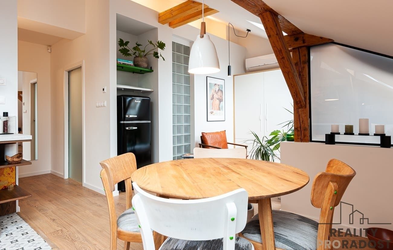 Byt 1+kk · 52 m² · Čs. armády 369, Praha Bubeneč - 3