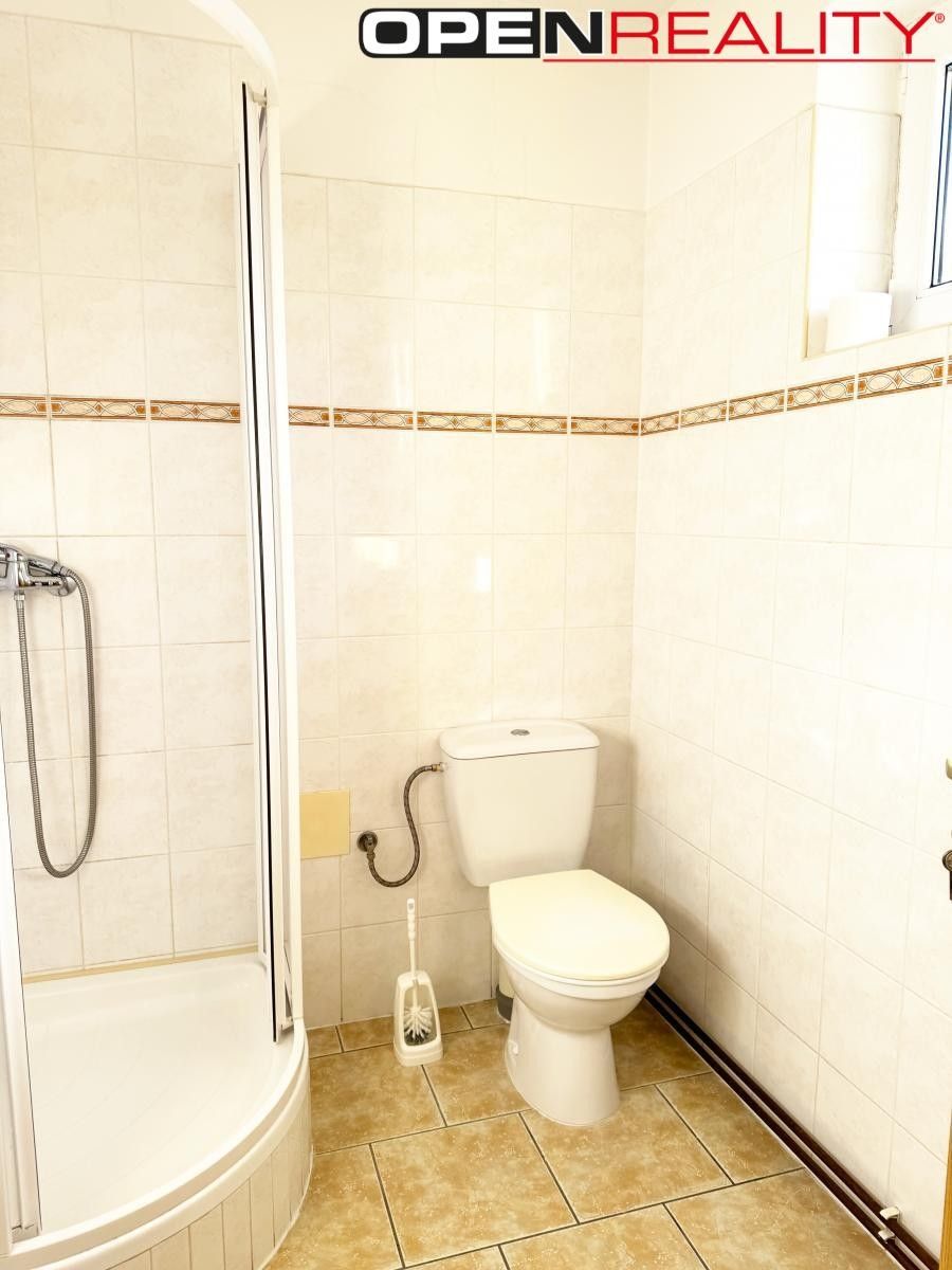 Pronájem byt 1+kk - Březka, Velká Bíteš, 16 m² - 5