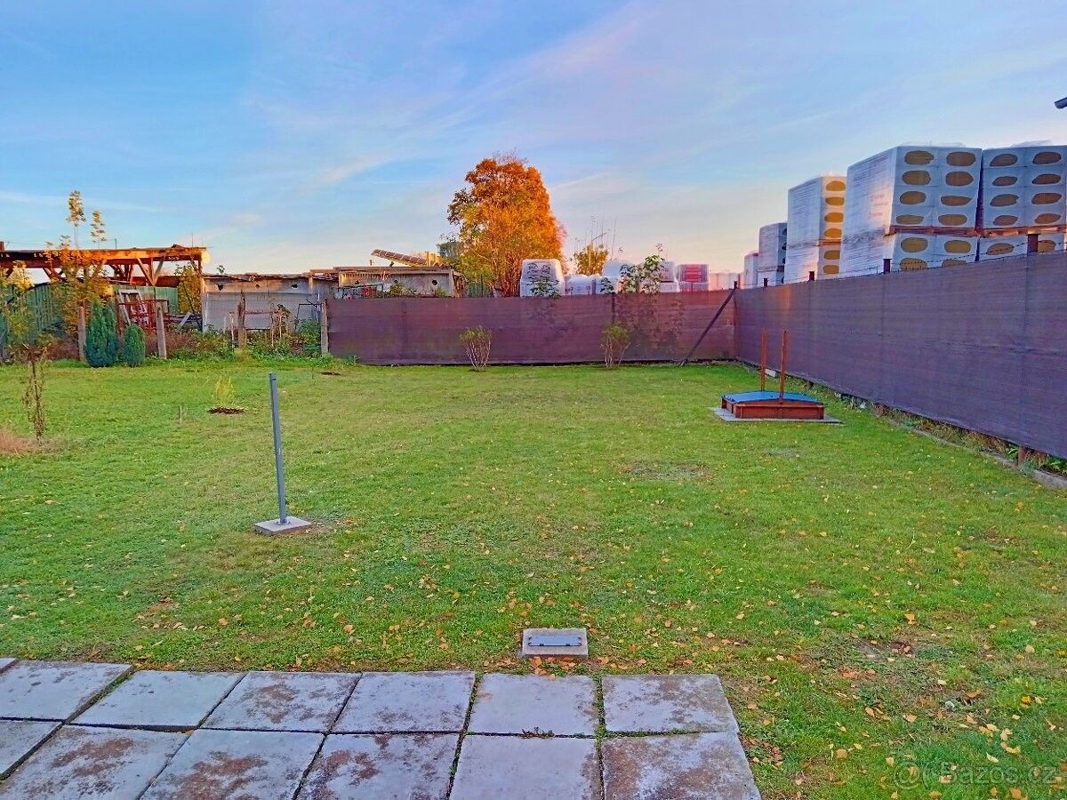 Prodej byt - Bukovany, 779 00