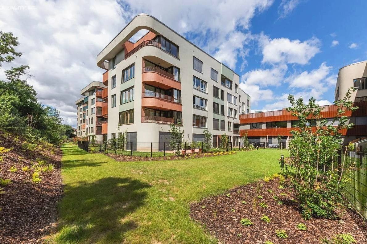 2+kk, U Komína, Praha - Radlice, 39 m² - 2
