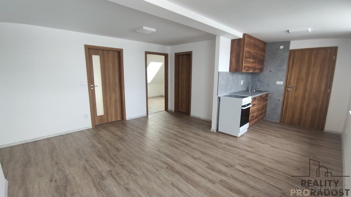 Pronájem byt - Velká Bíteš, 595 01