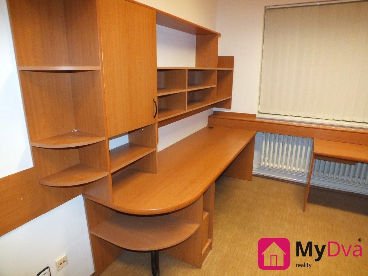 Pronájem kancelář - Hakenova, Znojmo, 18 m²