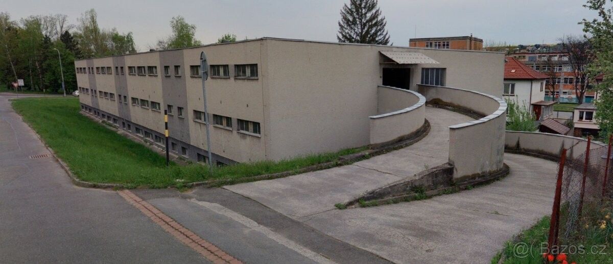 Garáže, Zlín, 760 01