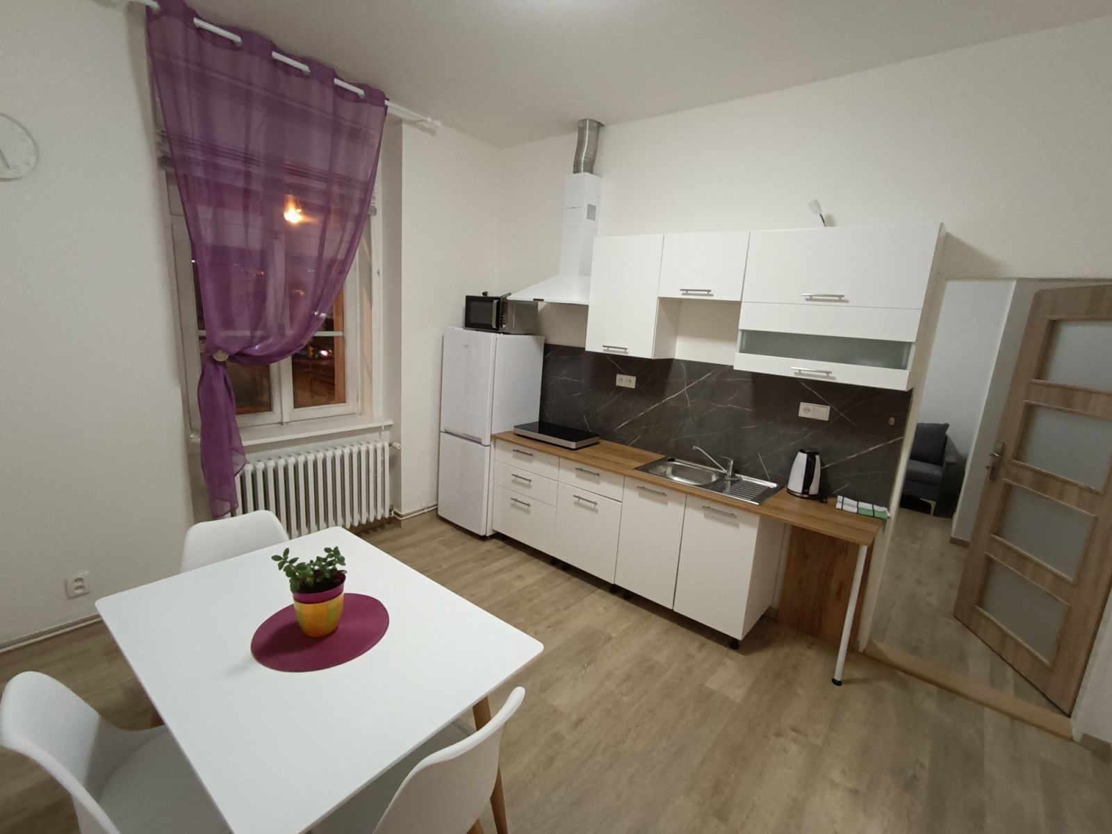 Byty, Sokolovská, Praha - Karlín, 41 m² - 1