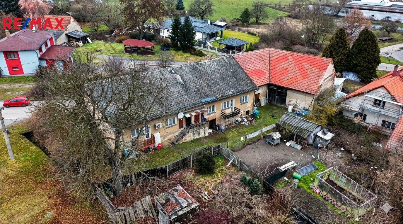 Rodinné domy, Lešany, 192 m²