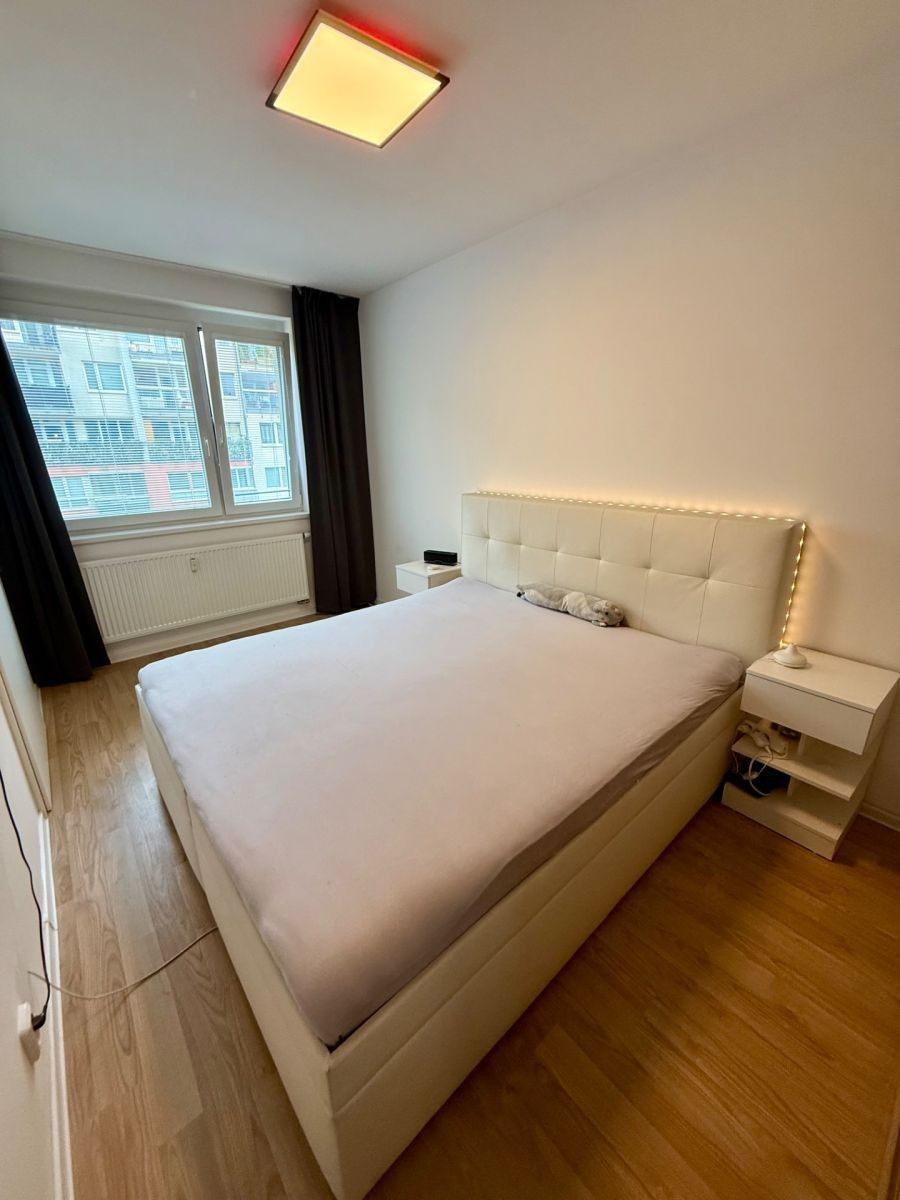 Pronájem byt 2+kk - Zakšínská, Praha - Střížkov, 47 m² - 5