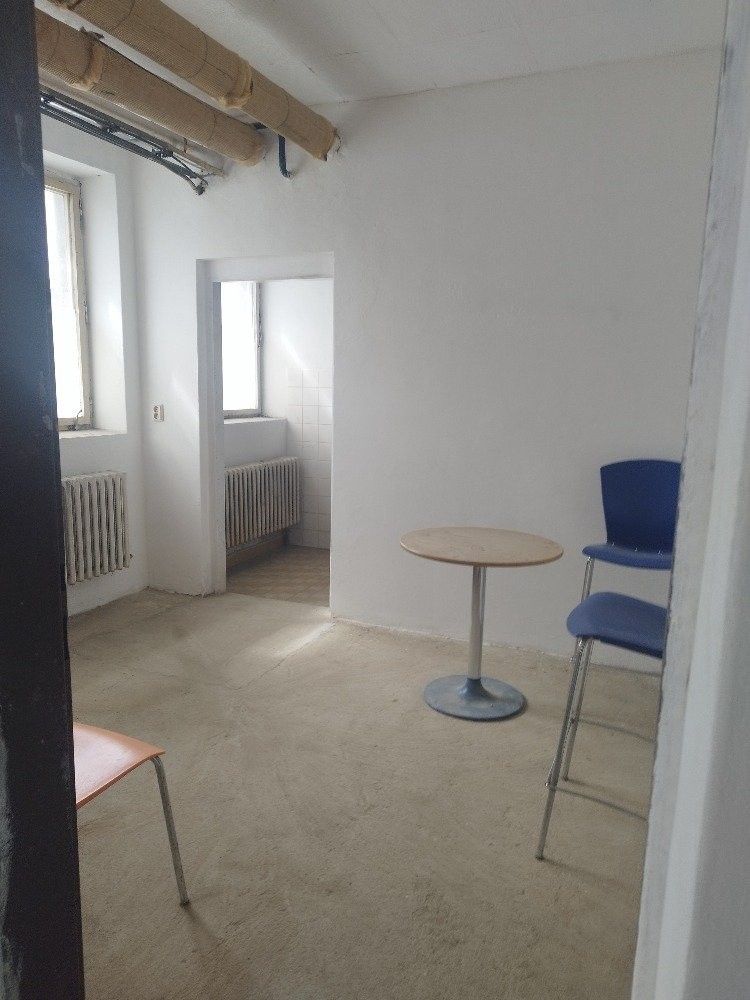 Sklad · Brno, 636 00 - 4