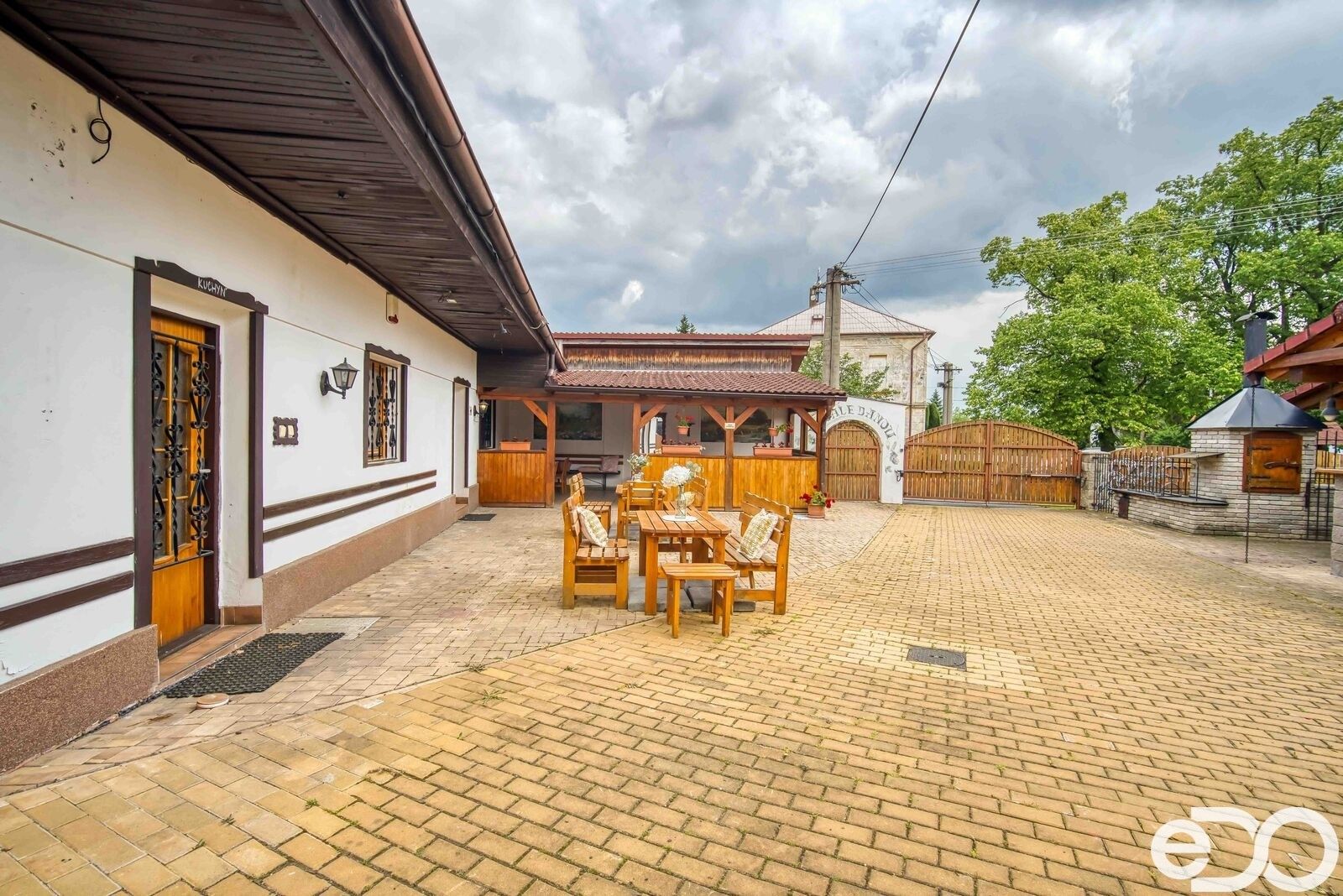 Prodej restaurace - Hradešín, 178 m² - 5