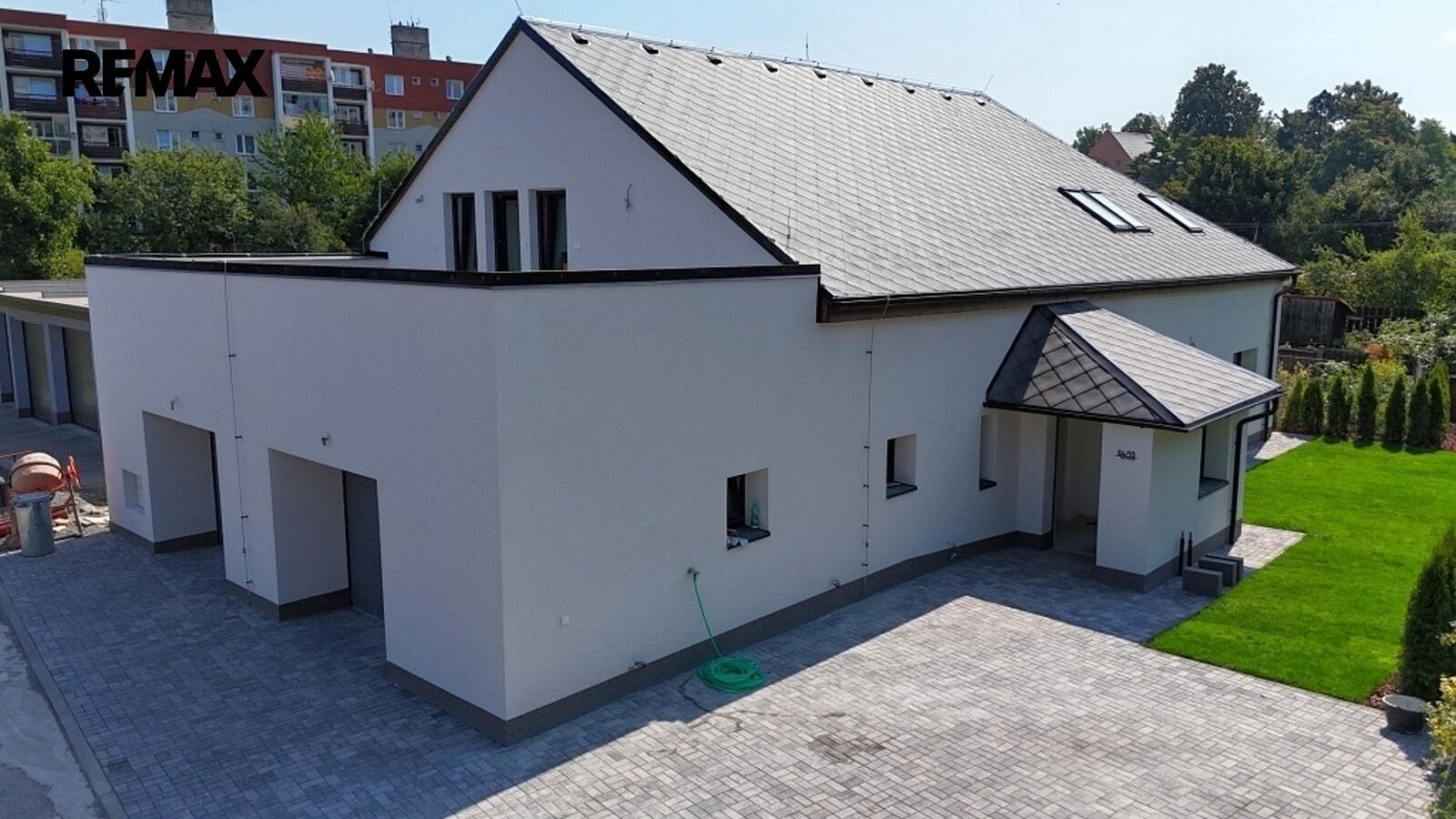 Rodinné domy, Svitavy - Lány, Pardubický kraj, 321 m² - 1