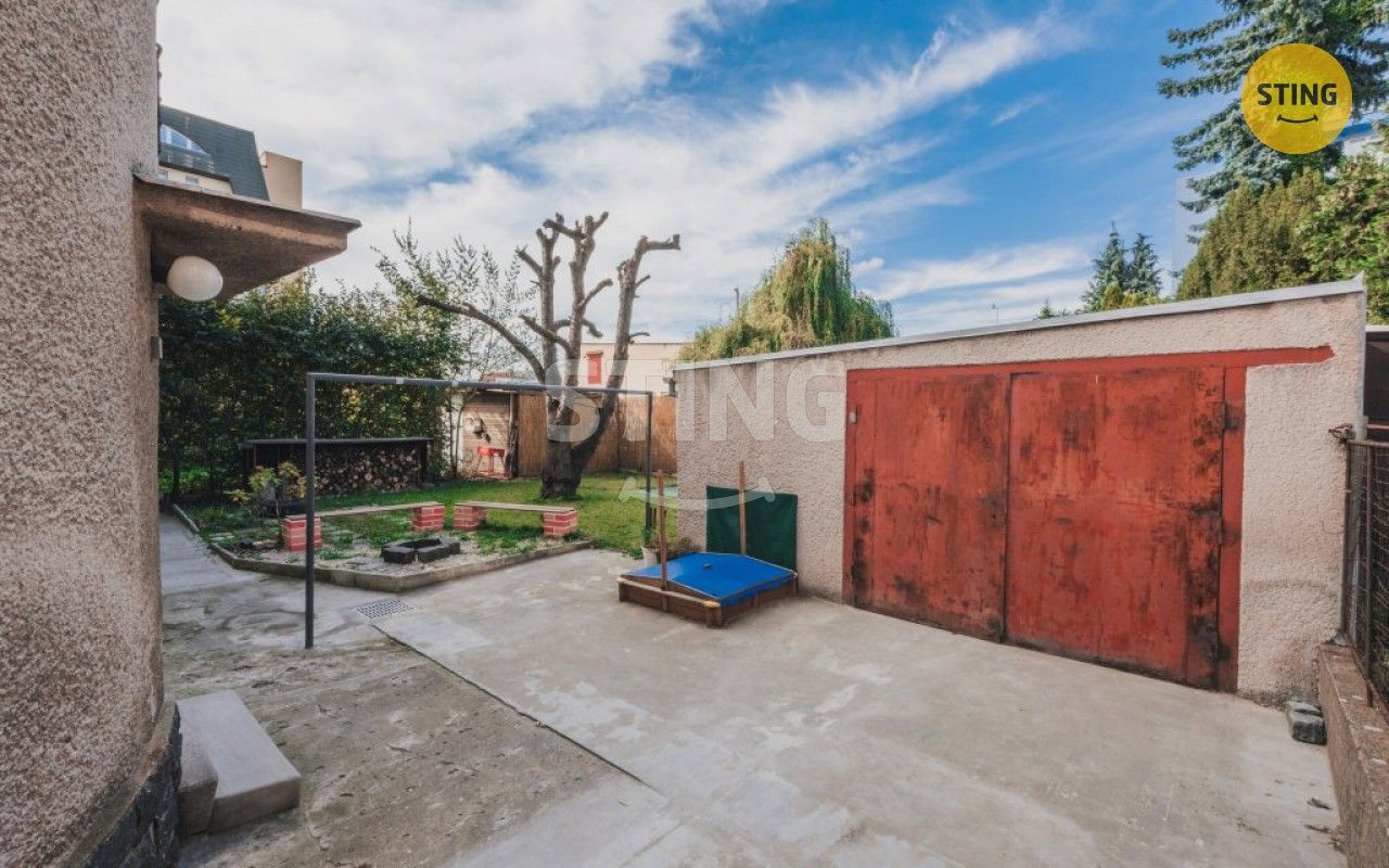 Prodej rodinný dům - Boženy Němcové, Pardubice, 250 m²