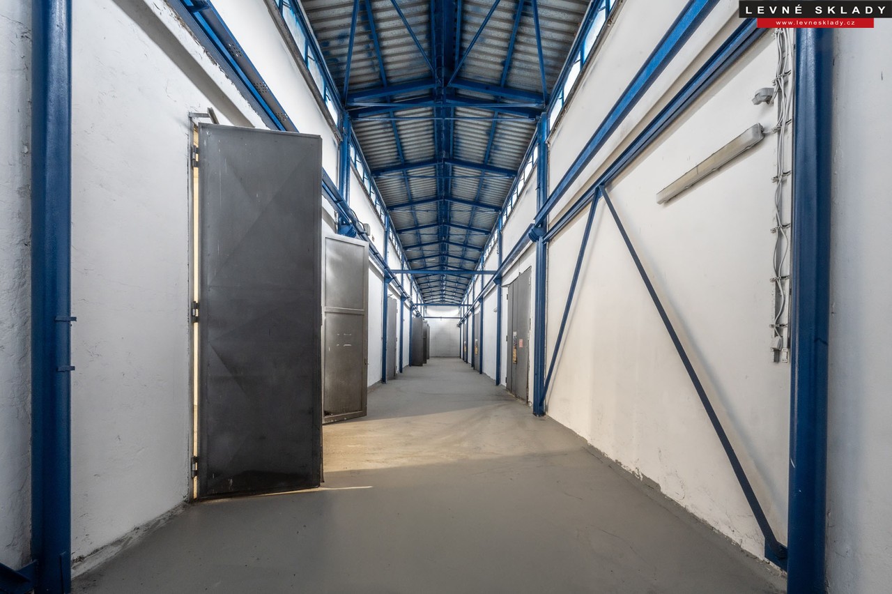 Sklad · 1 000 m² · Kladruby nad Labem - 3