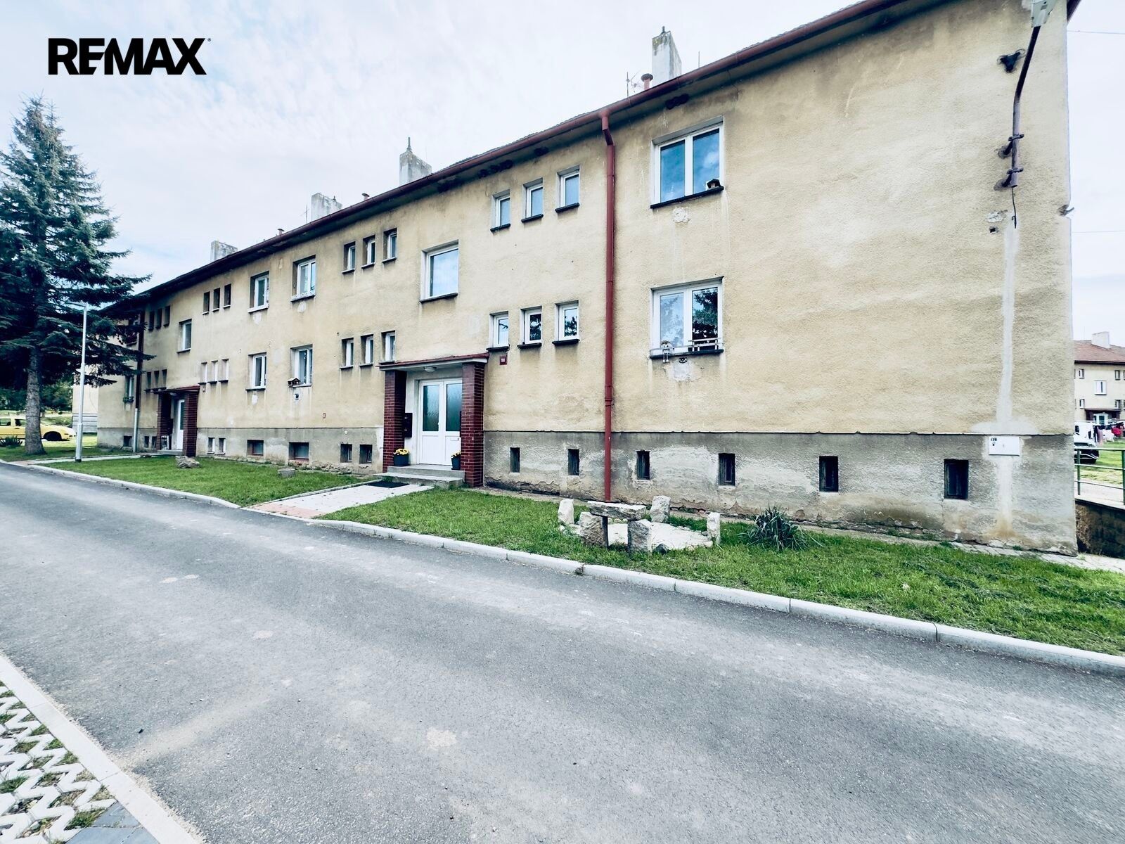 2+1, Sídliště 188, Staňkovice, 59 m² - 1