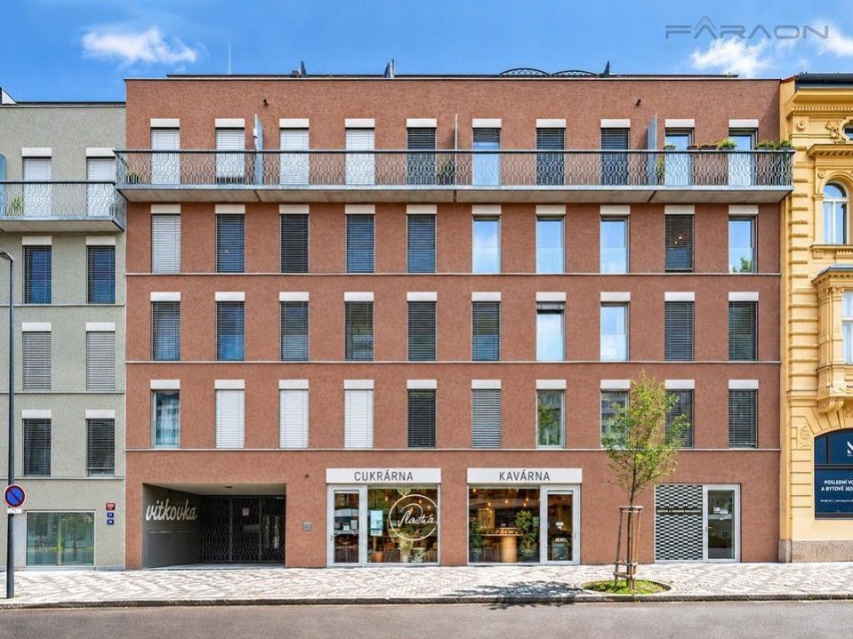Byt 1+kk · 34 m² · Koněvova, Praha - 3