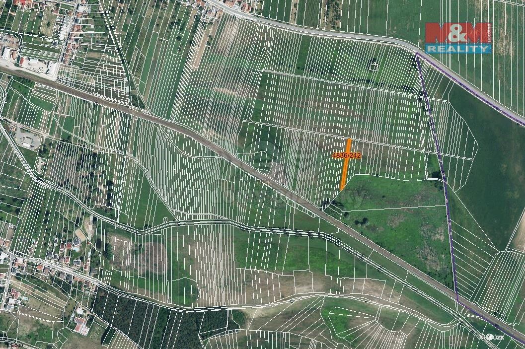 Prodej zemědělský pozemek - Vracov, 696 42, 194 m²