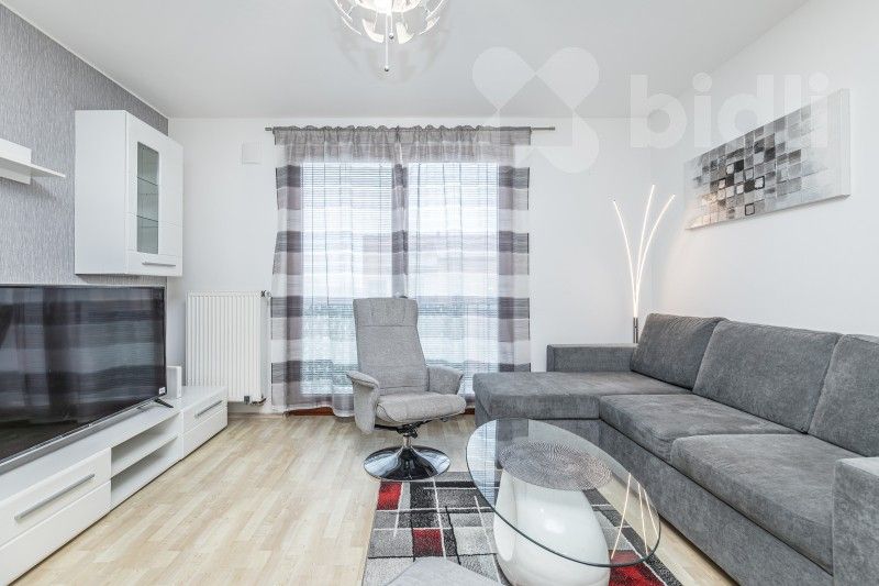 1+kk, B. Němcové, Hostivice, 32 m²