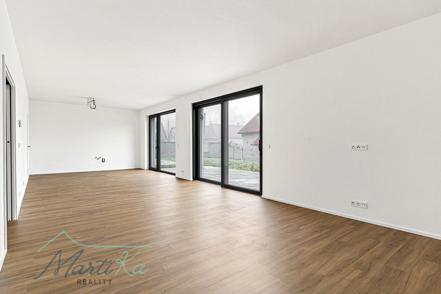 4+kk, Úvaly, okres Praha-východ, Středočeský kraj, 142 m² - 2