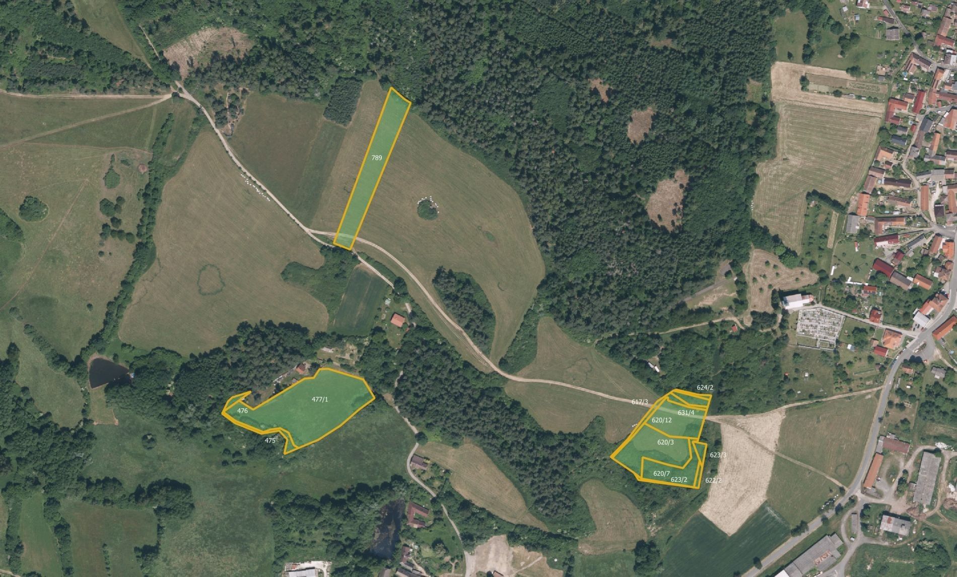 Louka, 13 638 m²