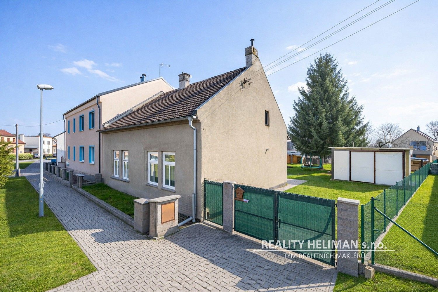 Rodinné domy, Komenského, Pardubice - Pardubičky, 98 m² - 1