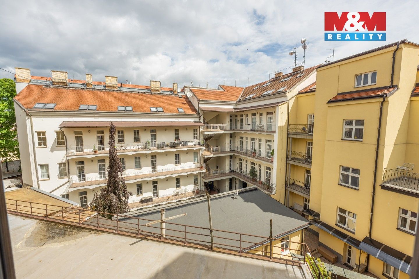 Byty, Nuselská, Praha, 171 m² - 2