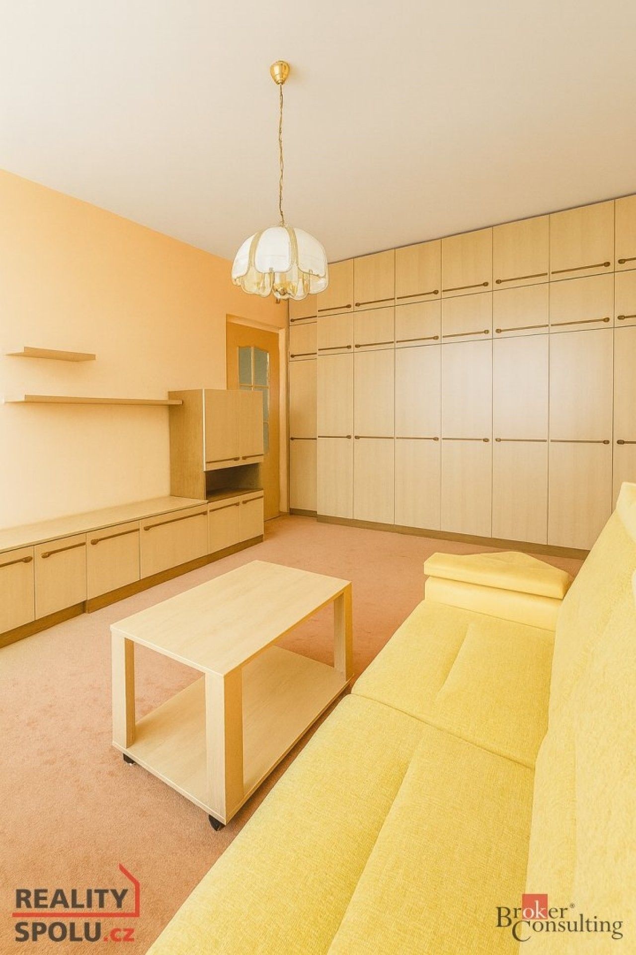 Pronájem byt 1+1 - Antonína Sovy, Opava, 35 m²