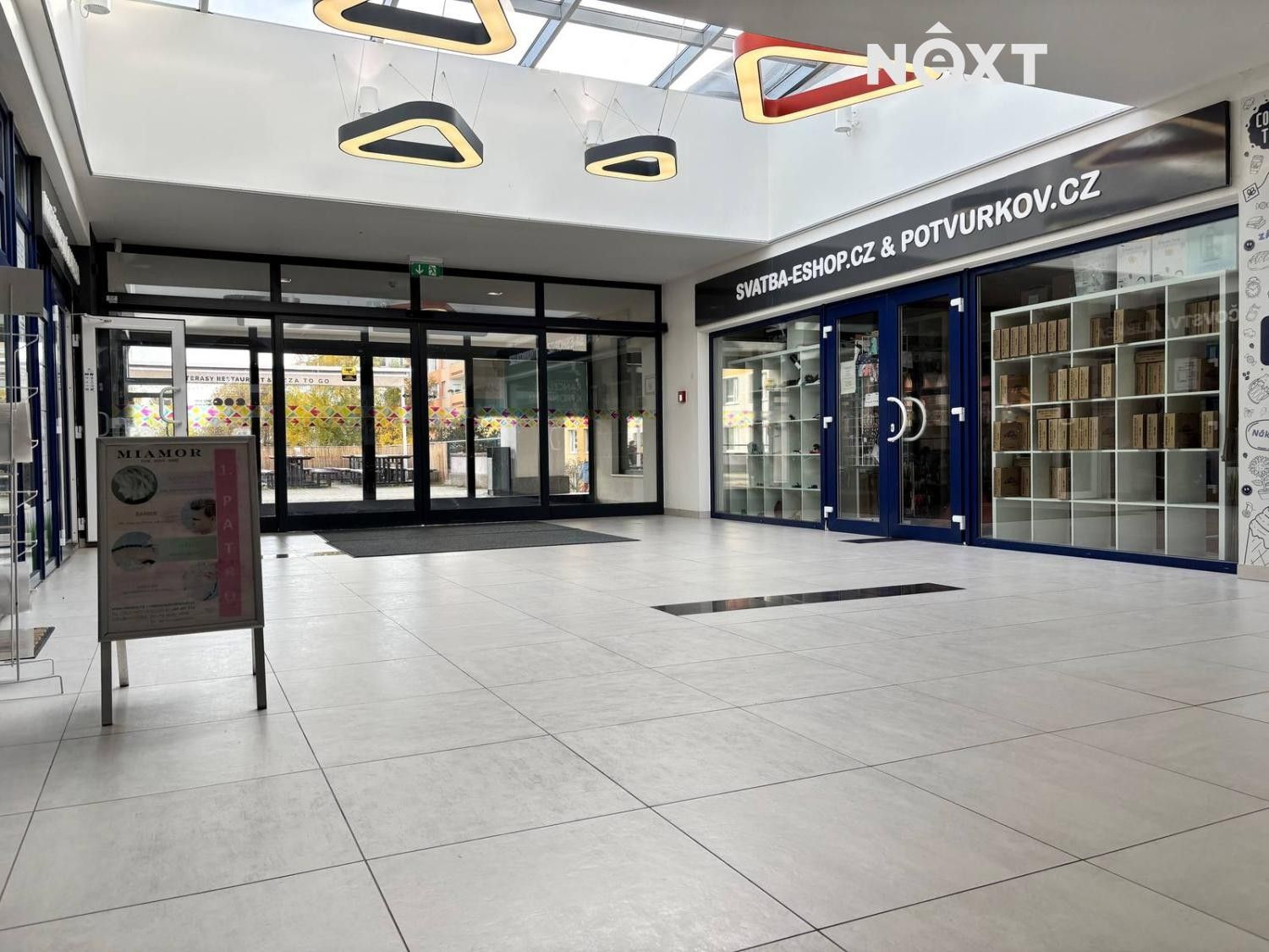 Obchodní prostory, Prusíkova 2577, Praha Stodůlky, 102 m² - 1