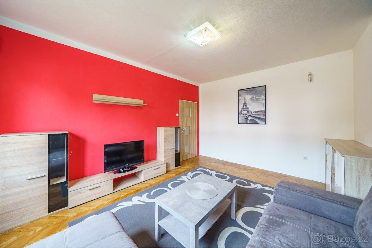 Pronájem byt - Ostrov nad Ohří, 363 01