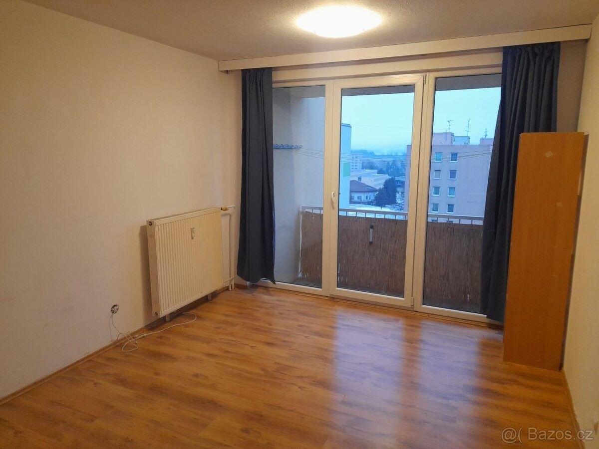 Pronájem byt - Jindřichův Hradec, 377 01