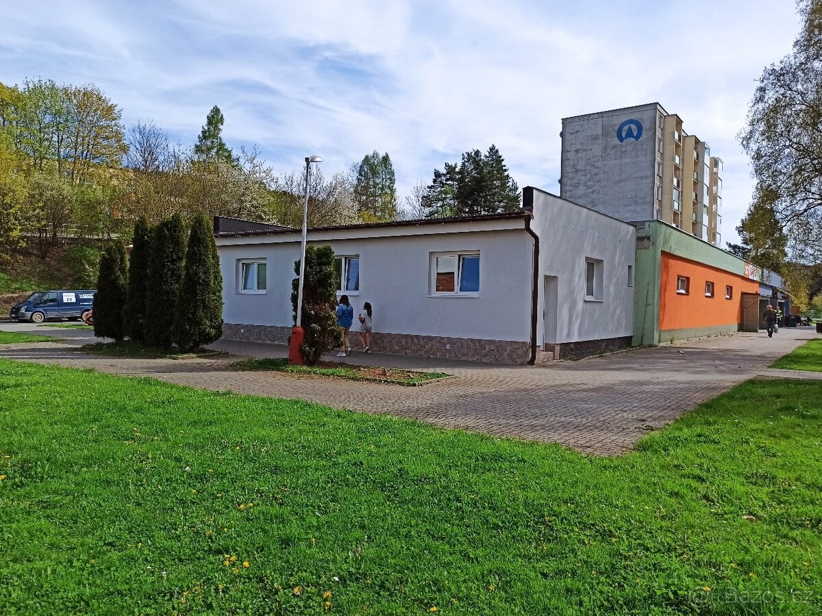 Pronájem obchodní prostory - Vsetín, 755 01 - 2