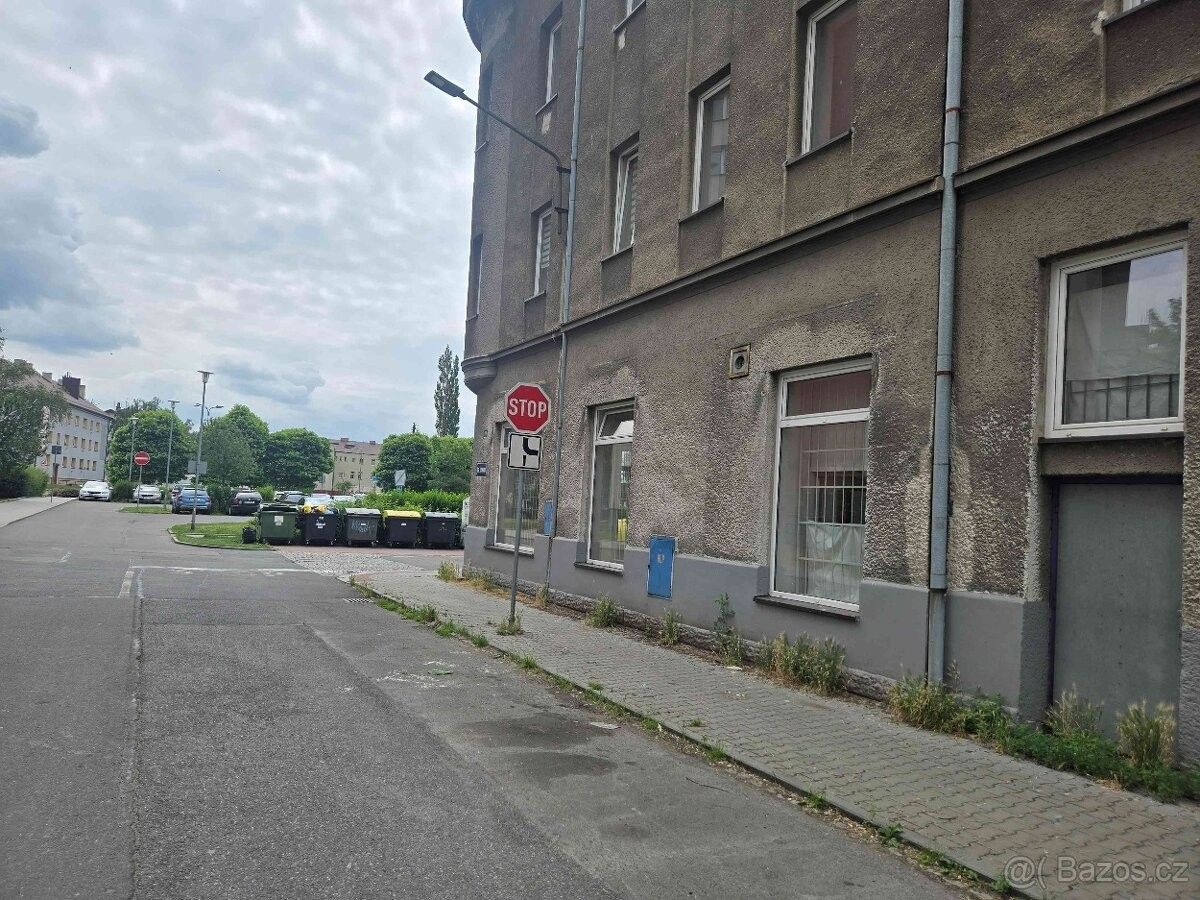 Pronájem obchodní prostory - Bohumín, 735 81 - 5