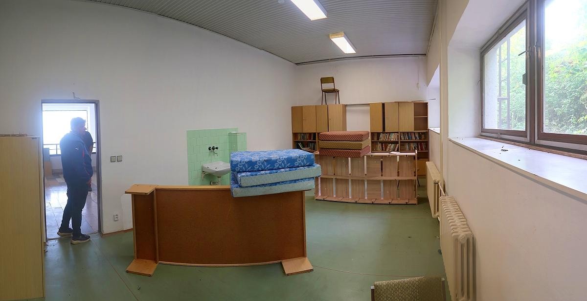 Pronájem sklad - Dobrochov, 1 000 m² - 5