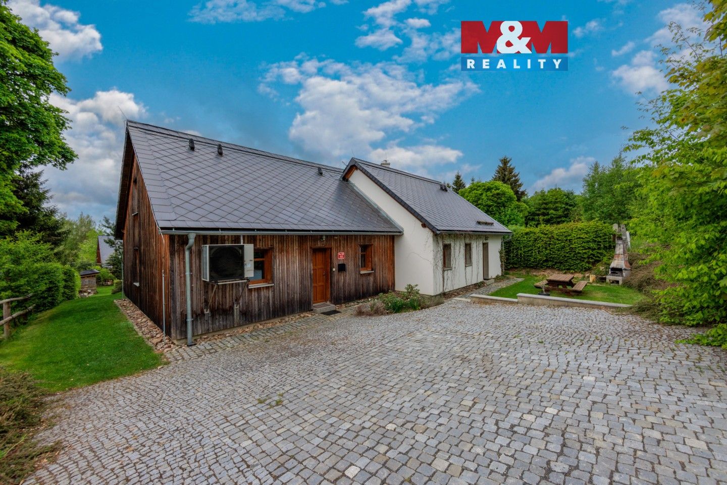 Rodinné domy, Bublava, 183 m² - 1