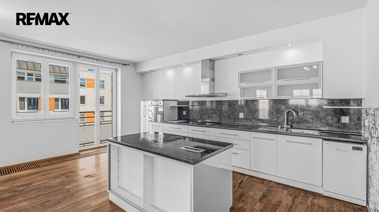 Prodej byt - O. Peška 2662, Kladno, 119 m² - 5