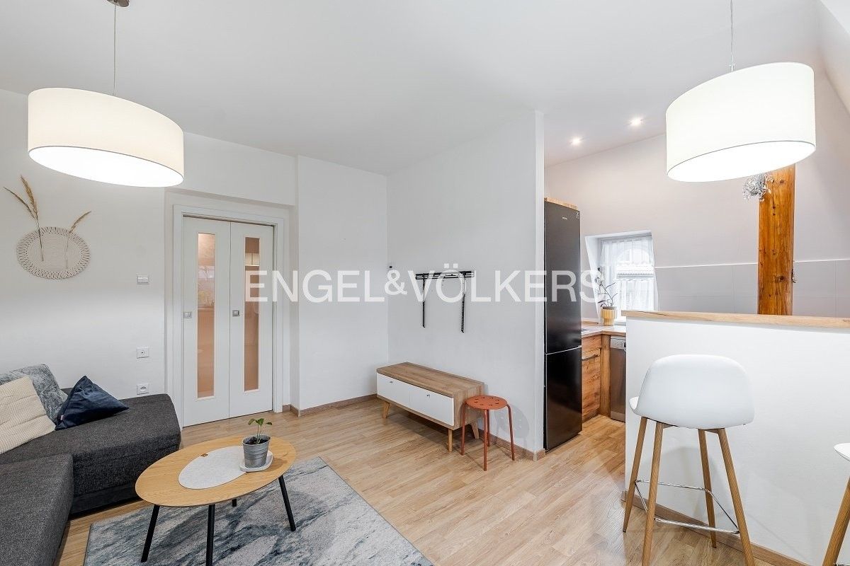 2+kk, Třístoličná, Praha, 50 m²