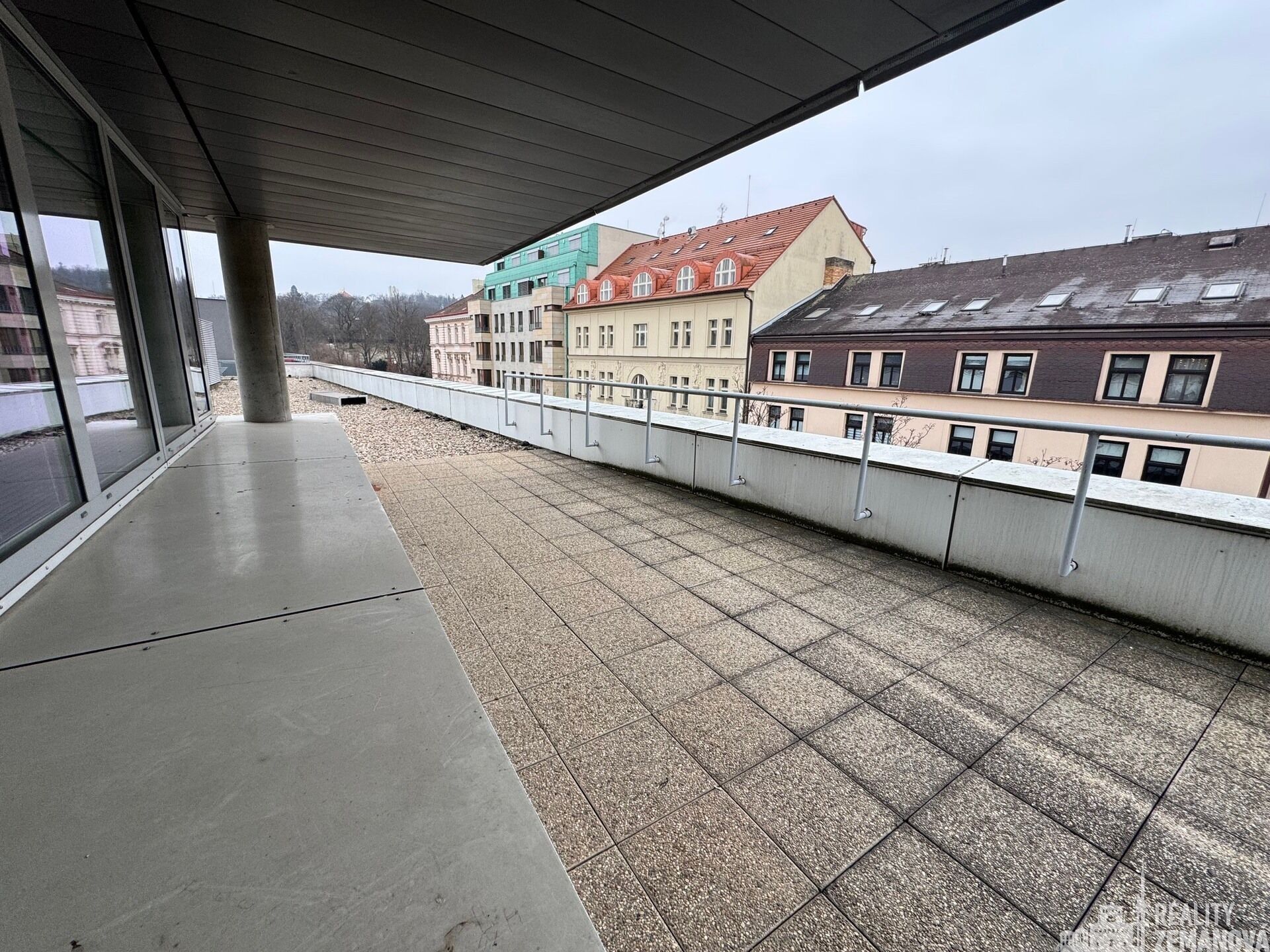 Kancelář · 1 006 m² · Karla Engliše, Praha - 3