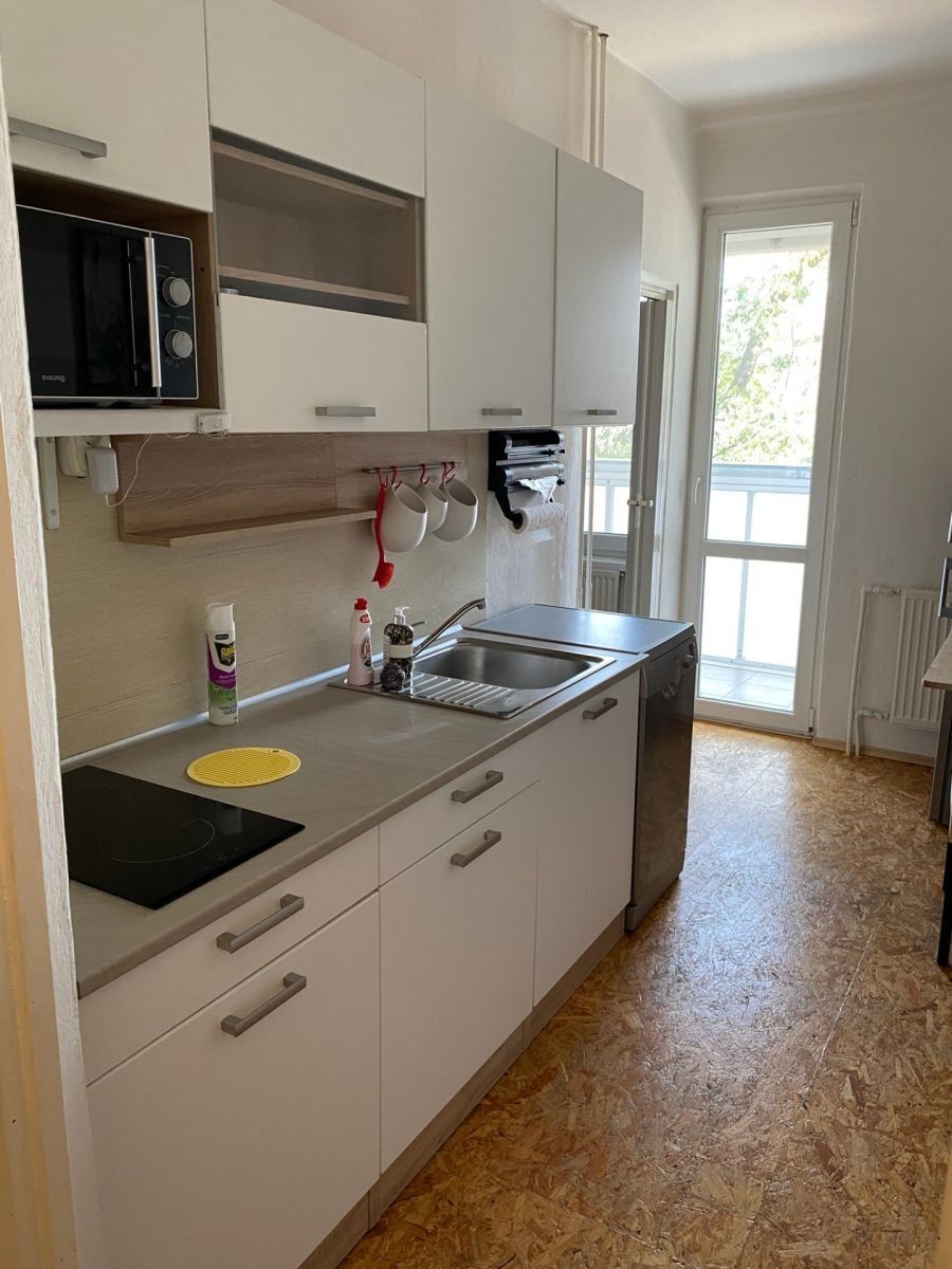 Pronájem byt 2+1 - Martinčekova, Ružinov - Nivy, Bratislavský kraj, 53 m² - 5