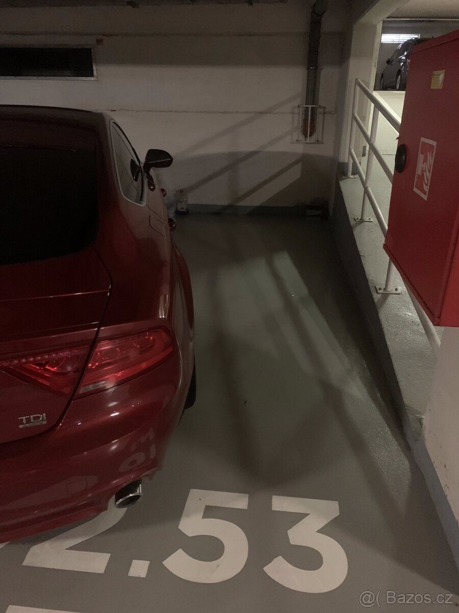 Garáže, Praha, 190 00