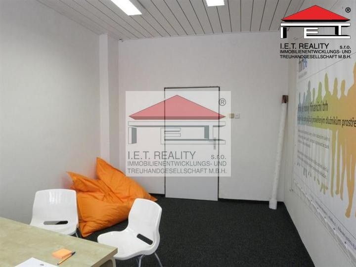 Pronájem kancelář - Přístavní, Praha, 13 m²