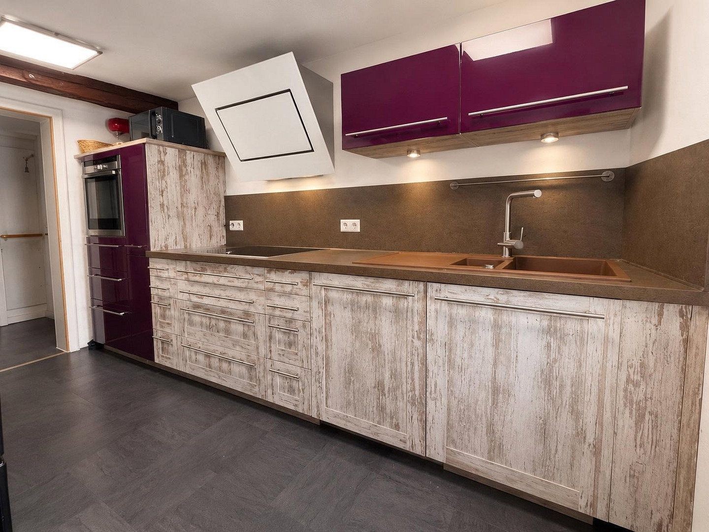 Byt 6+kk a více · 147 m² · , Bádensko-Württembersko - 3