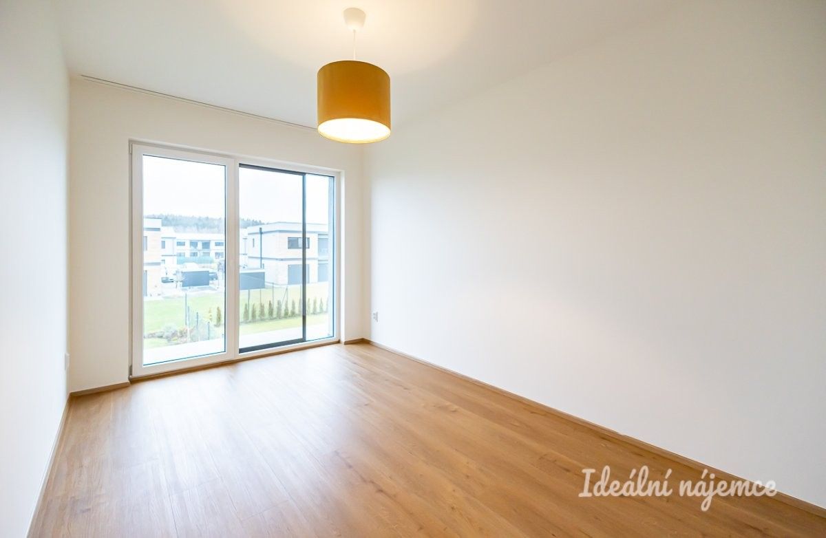 Pronájem byt 4+kk - Horoušany, 120 m²