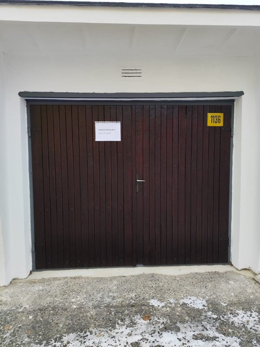 Garáže, Tábor, 390 02